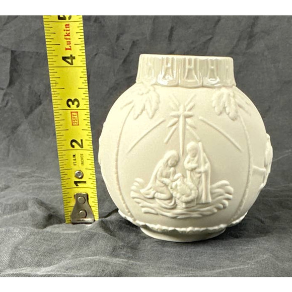 Lenox Christmas Nativity Candle Holder Votive Porcelain Ornamental Glow NWB - Picture 7 of 12